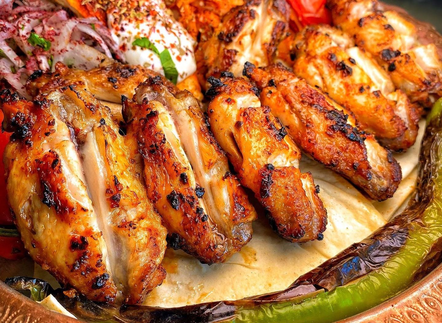 KANAT DÜRÜM